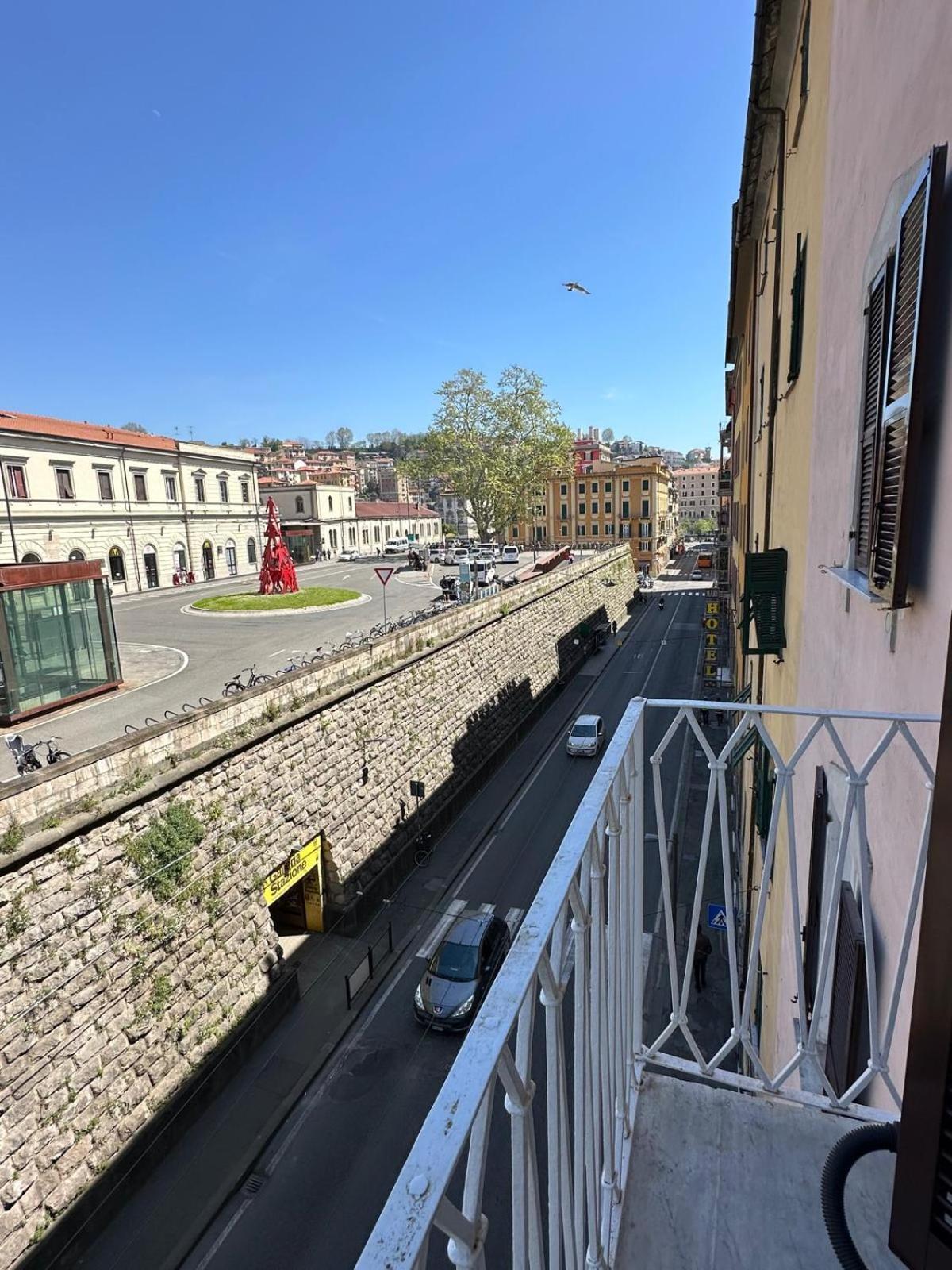Ari'S Home La Spezia Exterior photo